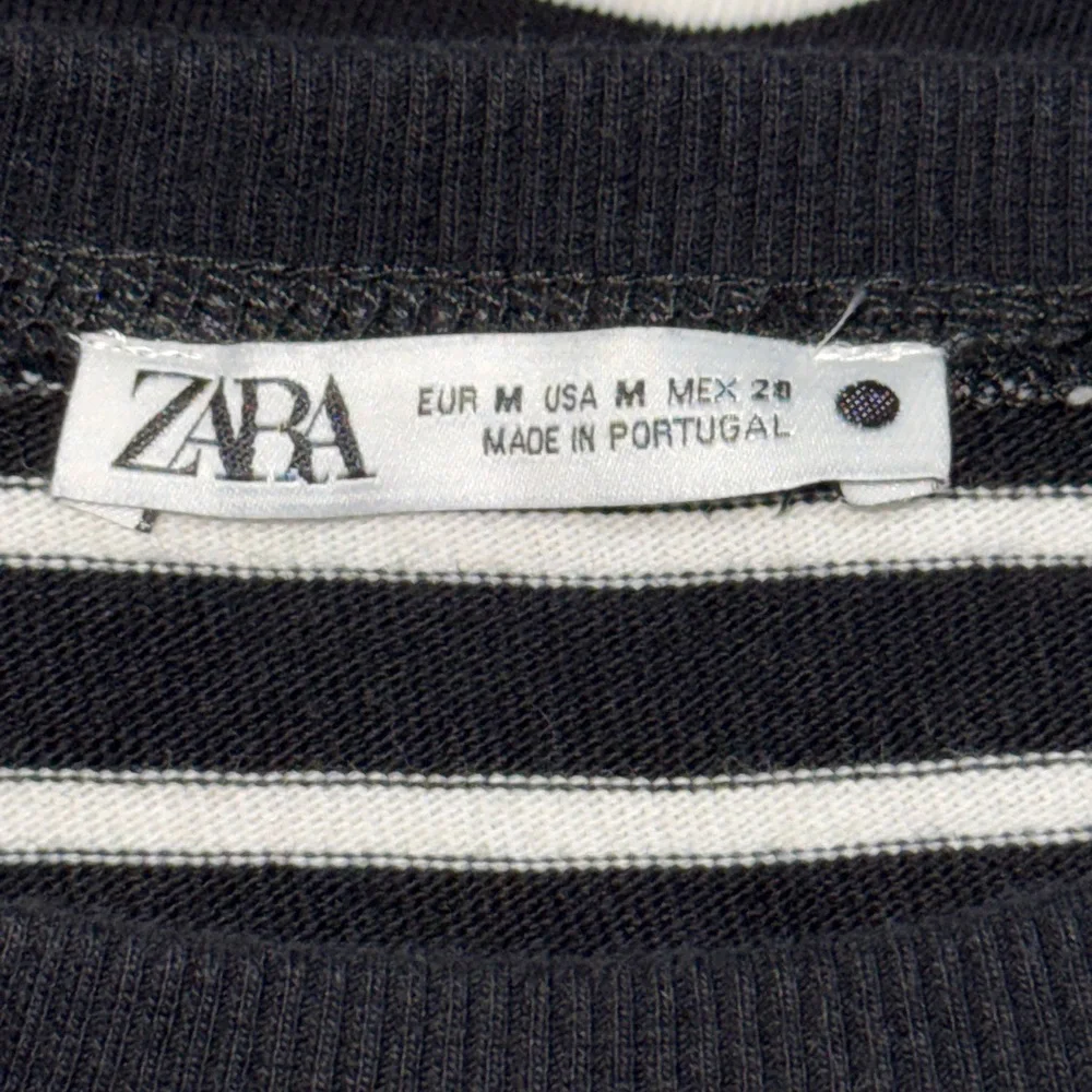 Zara NWOT Women’s Striped Long Sleeve Sweater in Black And White-Size Medium - Picture 7 of 9